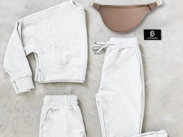 Win Lauriebelles: Andar Giveaway