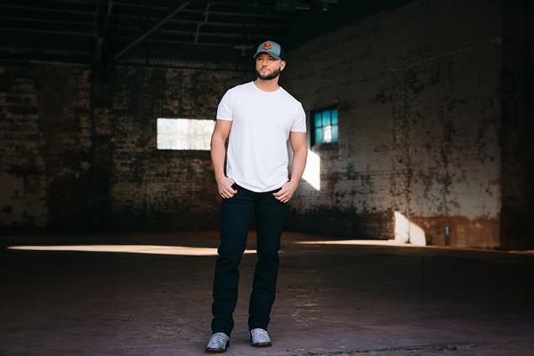 Win A Flyaway to Cma Fest 2026 from Kelsey Hart + Hotel + VIP Fan Party Tickets Sweepstakes