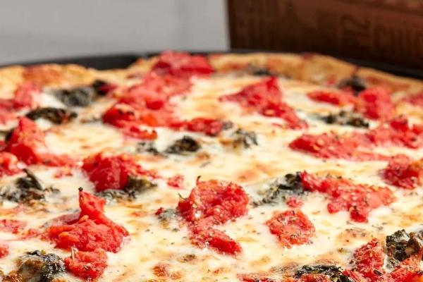 Win Home Run Inn: Pizza For A Year Sweepstakes