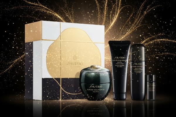 Win The Shiseido Future Solution LX Regenerating Cream Set!