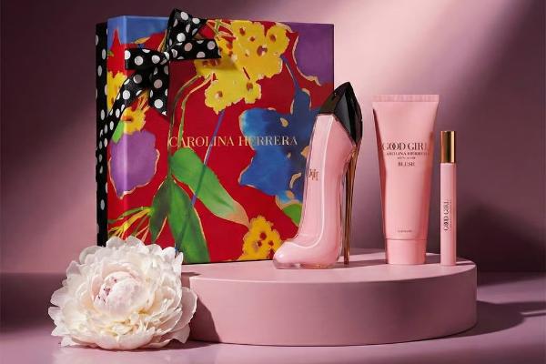 Win Carolina Herrera Good Girl Blush Deluxe Gift Set Giveaway
