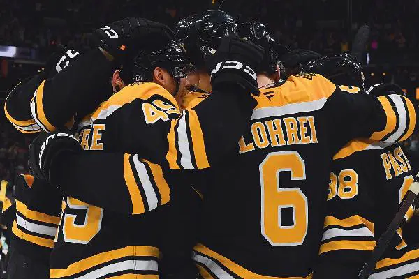 Win The Heineken® Boston Bruins Fan Sweepstakes
