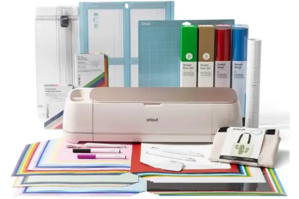 Win A Cricut Maker 4 + Everything Bundle from Amy Romeu Crafts!