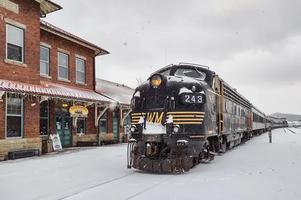 Win A Valentine’s Day Train Ride Giveaway