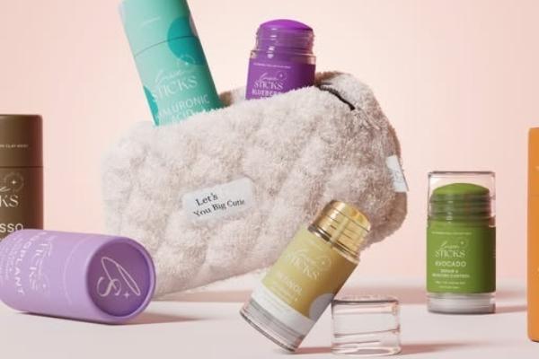 Win LuxeSticks: New Year Giveaway