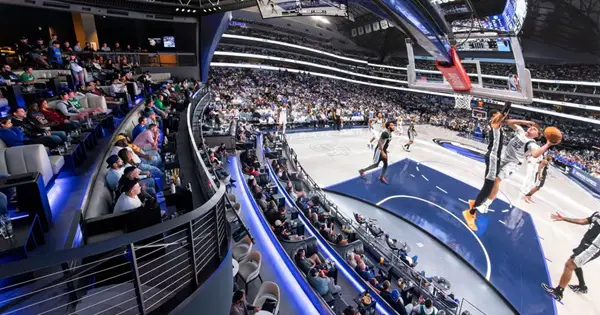 Win 2 Tickets to Mavericks @ Spurs at Cosm Dallas!