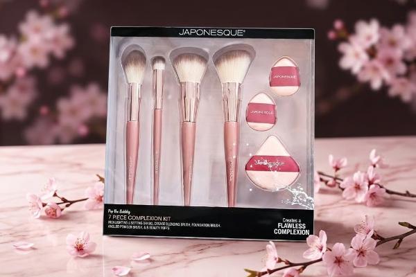 Win JAPONESQUE 7 Piece Complexion Kit “Pop The Bubbly” Edition Giveaway