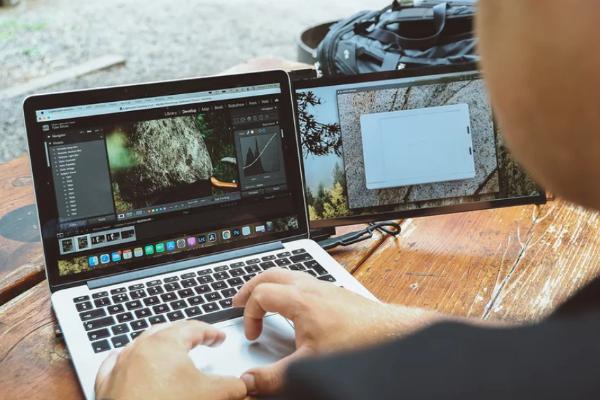 Win The Duel Portable Monitor Screen Extender Giveaway