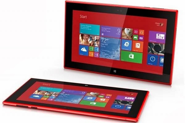 Win A Lumia 2520 with Latina.com