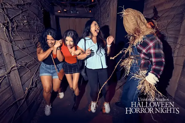 Peacock Ultimate Horror Experience Sweepstakes: Win a Trip to Universal Studios Hollywood or Universal Orlando Resort!