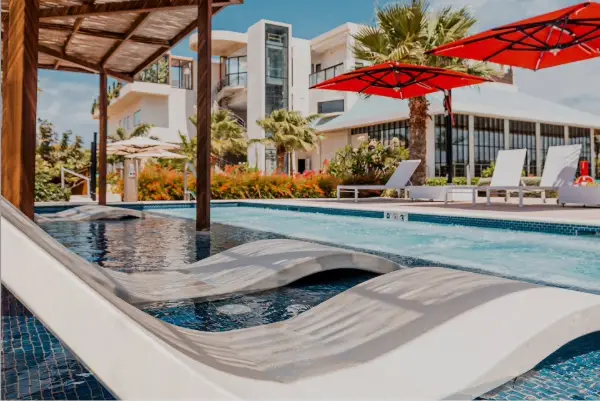 Win A 3-Night Aruba Vacation in the Unwind in Paradise at the Radisson Blu Aruba Sweepstakes