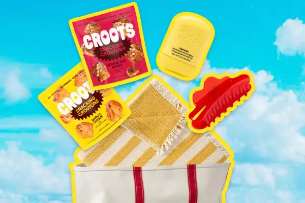 Win Croots: Beach Bag Giveaway