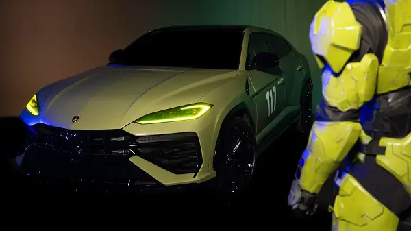 Lamborghini Urus SE Master Chief 117 Edition 1:18 Collectible Sweepstakes – Win a $400 Replica [30 Winners]