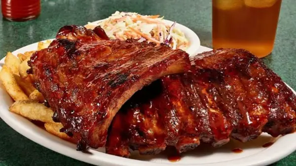 Win A $50 Gift Card To Metro Diner Sweepstakes