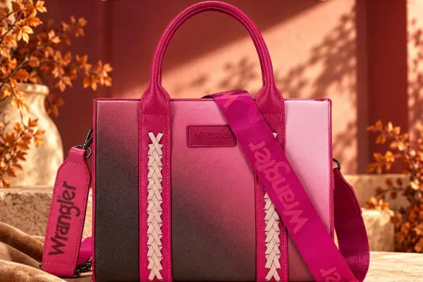 Win A Wrangler Tote Bag the Autumn Rose Giveaway