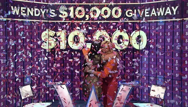 Wendyshow.com 10k Fri-yay Contest