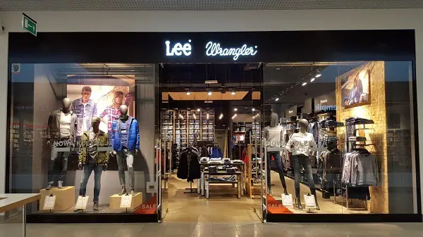 lee wrangler outlet store